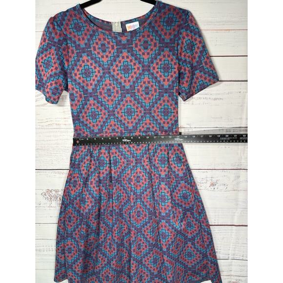 LuLaRoe Dress Women’s Size L Amelia Purple Stretch Geometric Pleated Classy - Picture 5 of 5